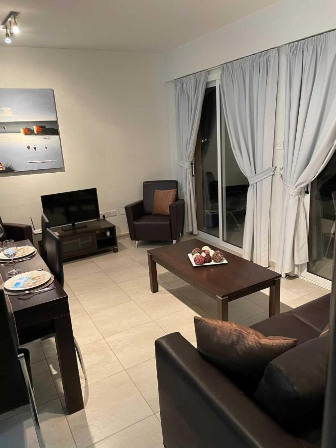 Cozy 2 Bedrooms Apartment In Complex With Swimming Pools And Beautiful View Paphos Ngoại thất bức ảnh
