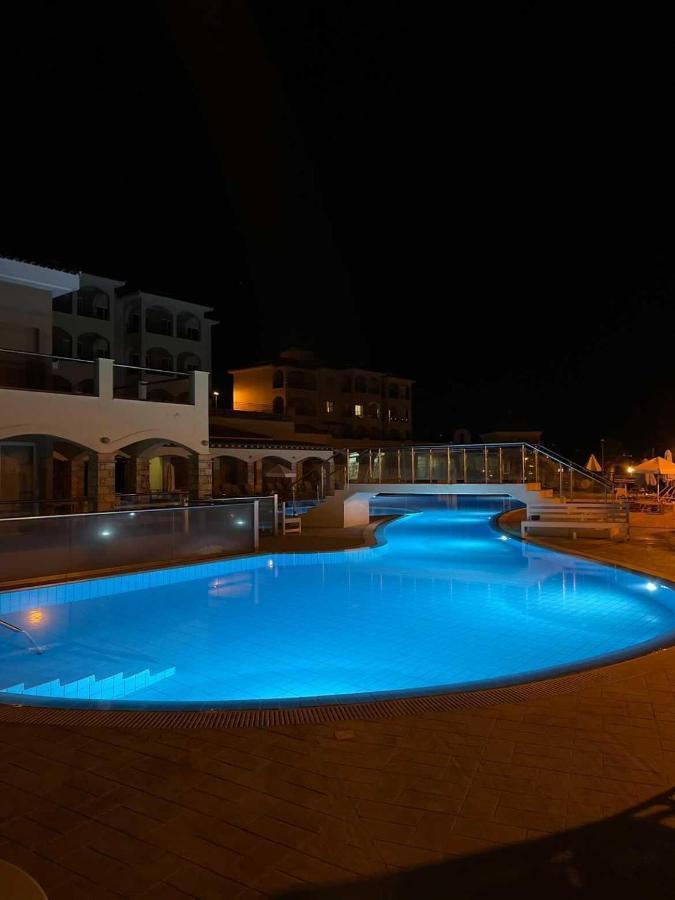 Cozy 2 Bedrooms Apartment In Complex With Swimming Pools And Beautiful View Paphos Ngoại thất bức ảnh